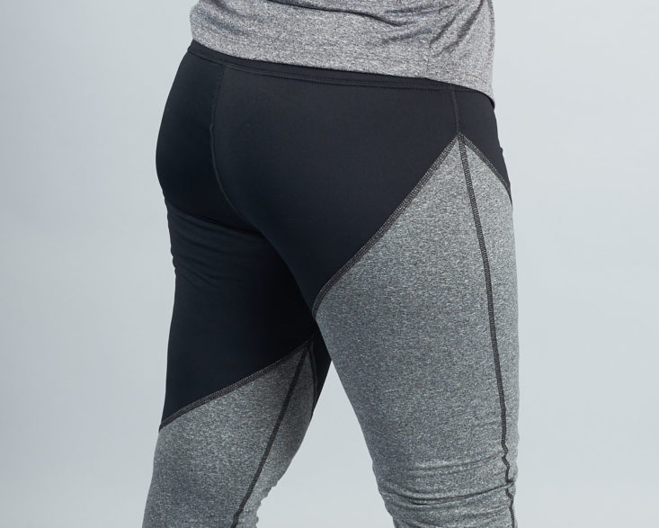 Check out the fall workout clothes (and add-on styles) in the October 2017 Ellie box!