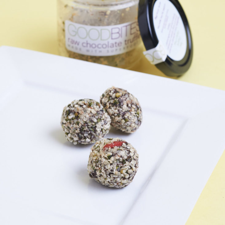 These raw cookies and truffles in this Goodbites box are SO indulgent!