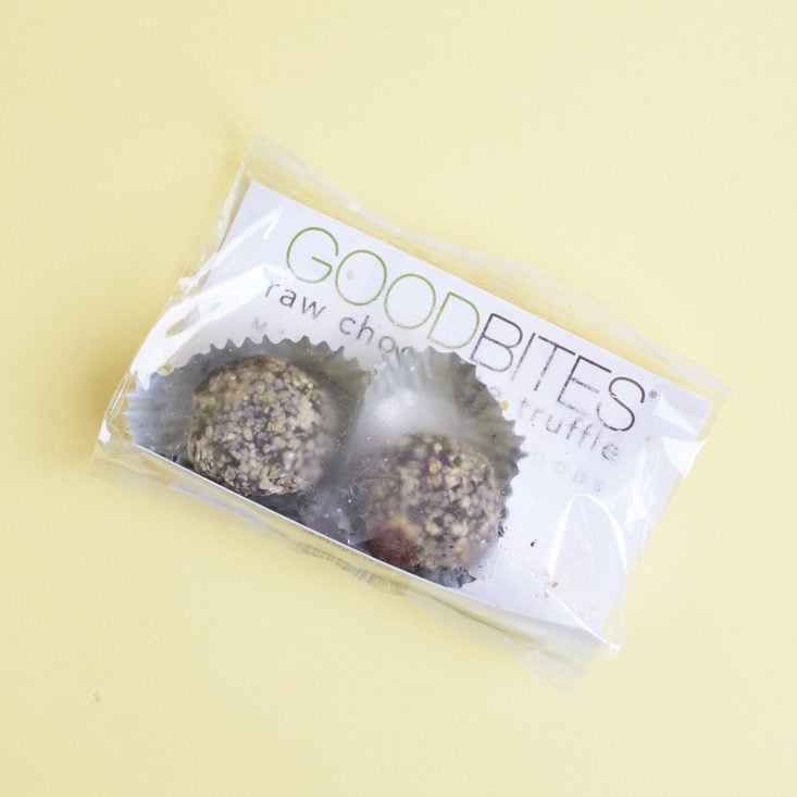 These raw cookies and truffles in this Goodbites box are SO indulgent!