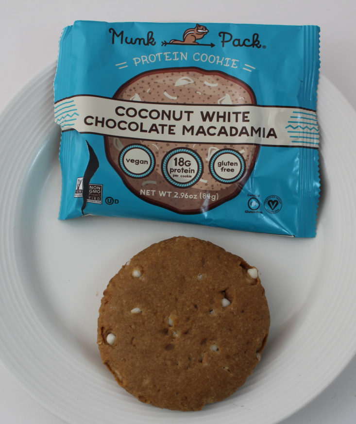 Vegan Cuts Snack October 2017 - coconut white chocolate macadamia cookie