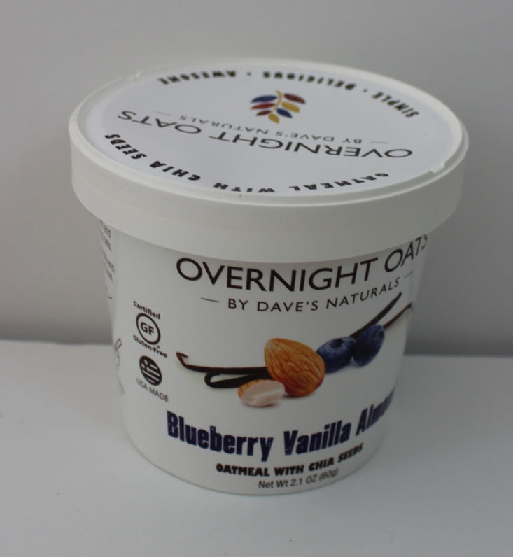 Vegan Cuts Snack October 2017 - overnight oats blueberry vanilla almond