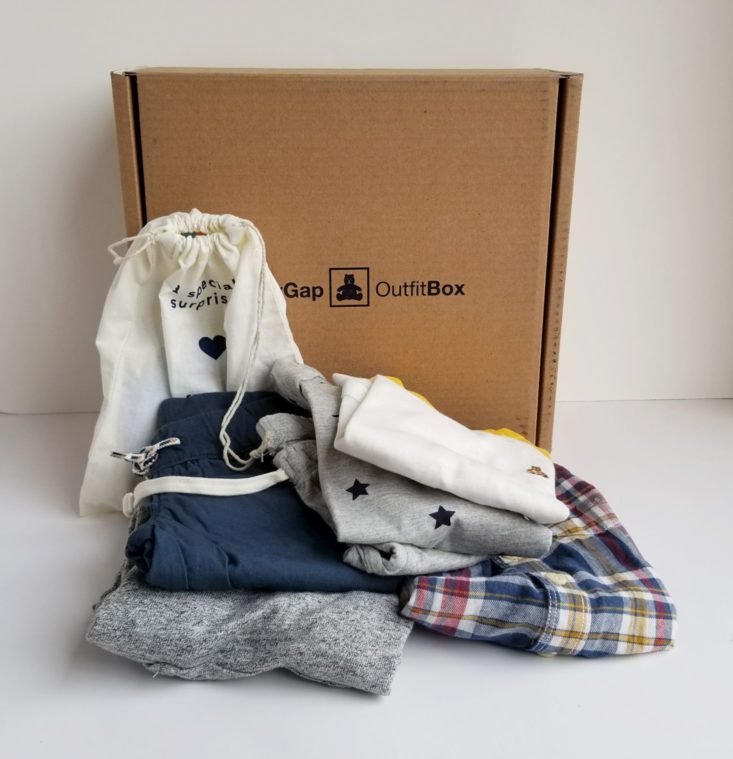 Baby Gap Outfit Box December 2017 review