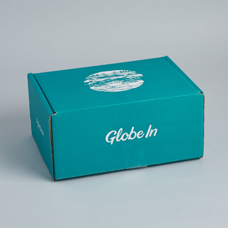The teal Globein box for December 2017