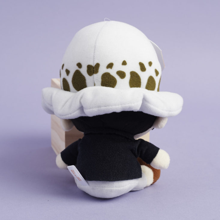 back of One Piece Law Plush