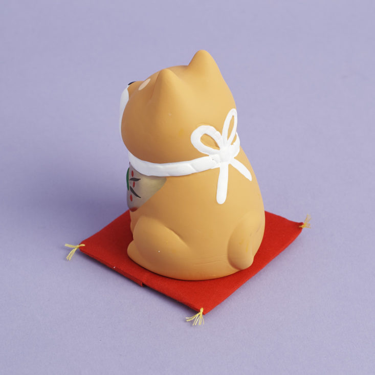 back of Shiba Inu Statuette with pillow