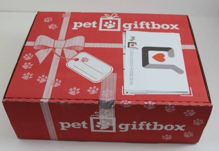 Pet Gift Box Cat December 2017 Box