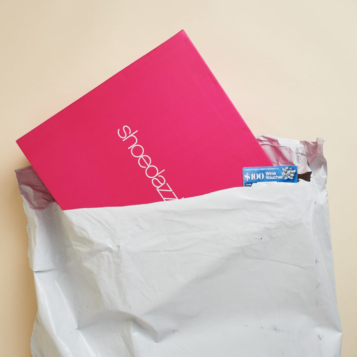 shoedazzle box coming out of package