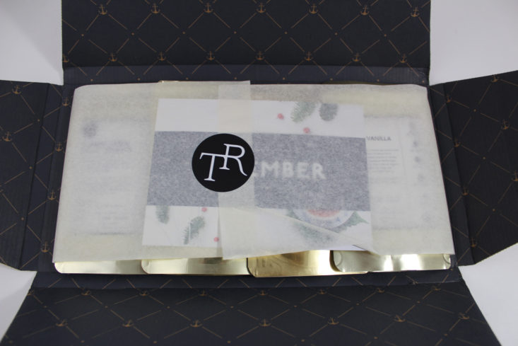 how teas are packaged inside the december tea runners pack