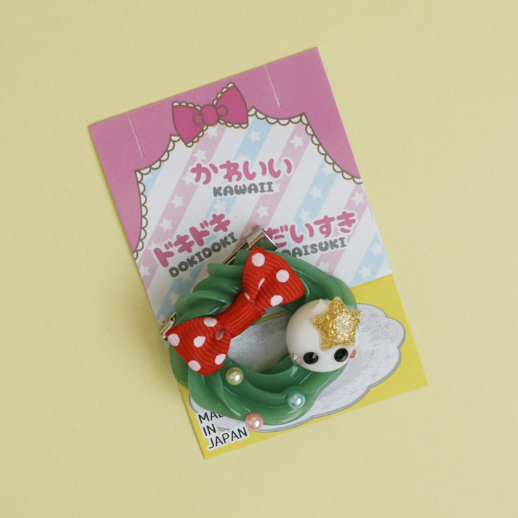 Christmas Wreath Hoppe-chan pin n package