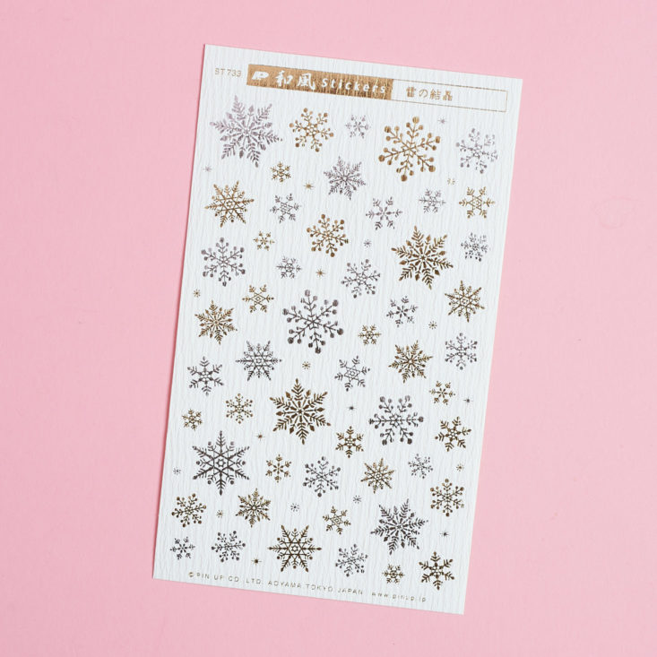 silver and gold snowflake stickers