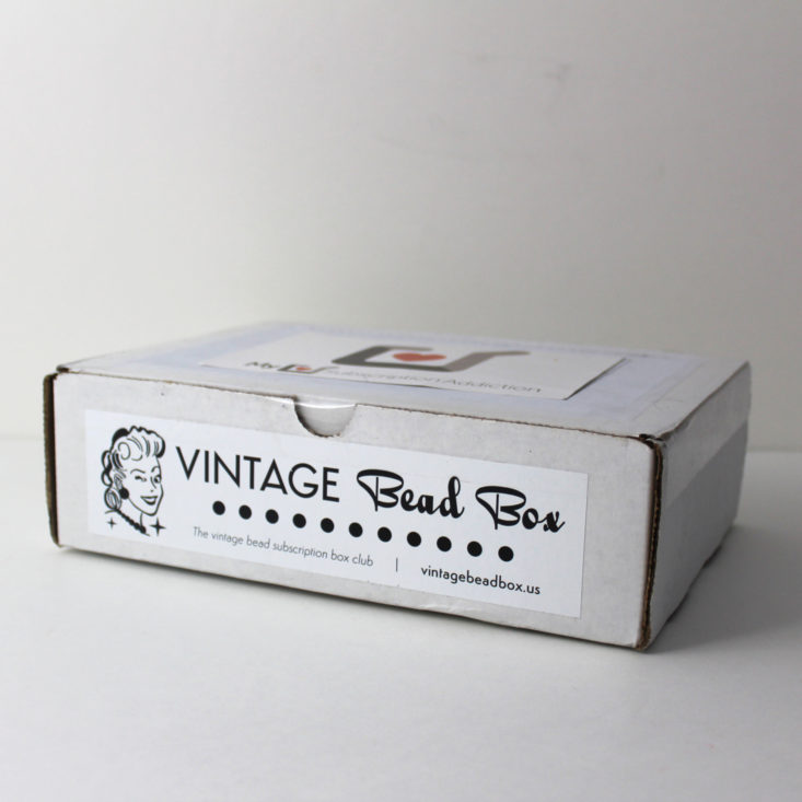 Vintage Bead Box January 2018 Box closed