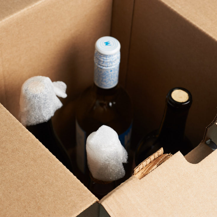 bottlesof wine inside winc box