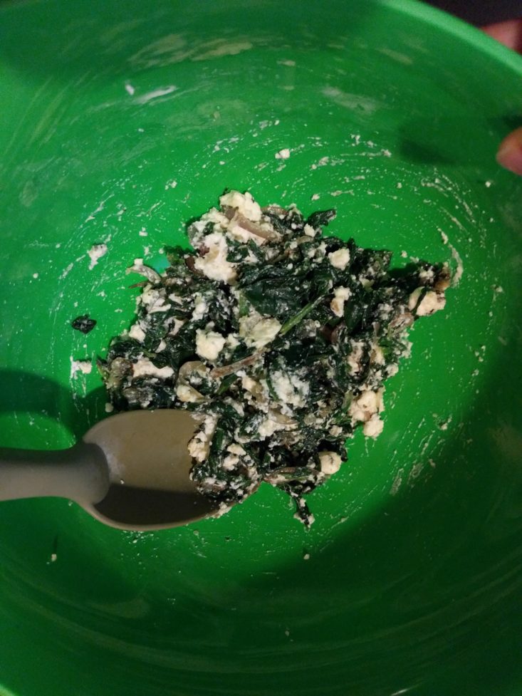 spinach filling in bowl