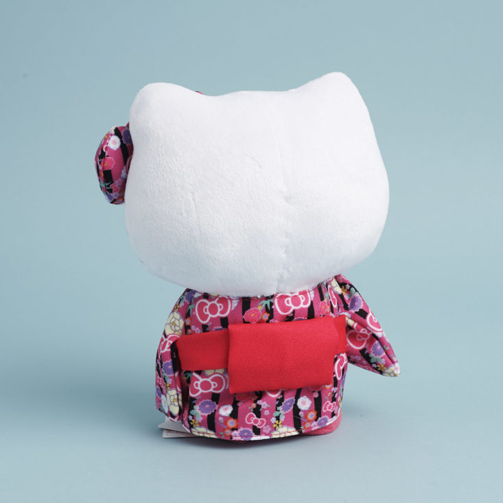 back of Hello Kitty in traditional Japanese kimono plush