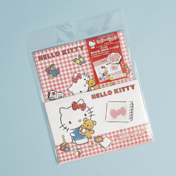 Hello Kitty stationery set in package