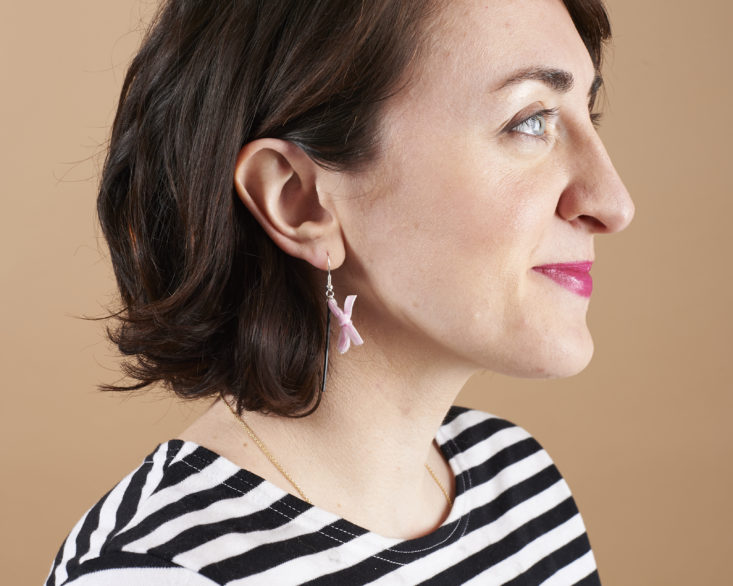 earfleek earrings on model