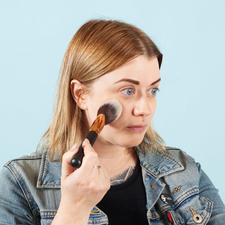 Morphe R2 Pro Tapered Powder Brush in use