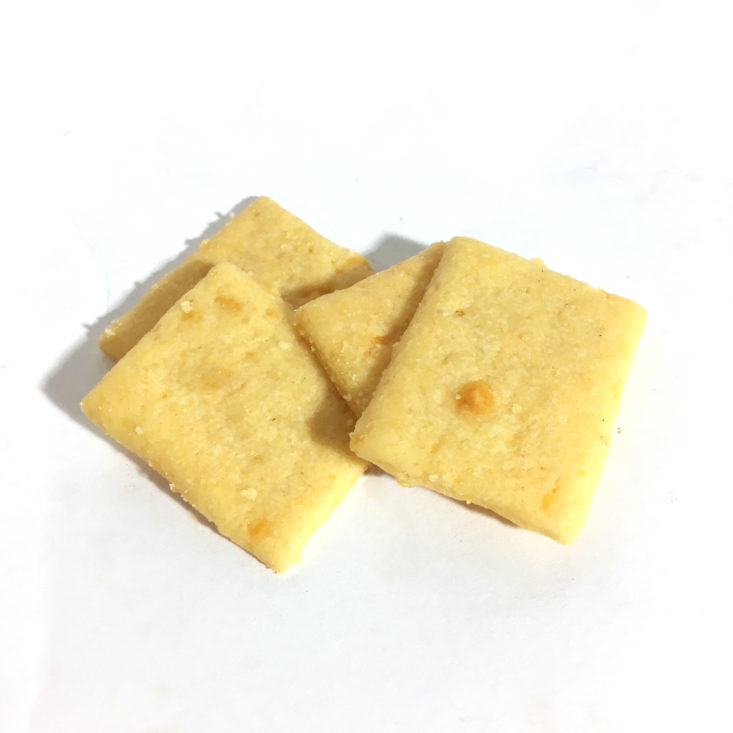 NatureBox April 2018 - Cheddar Cheese Crackers open