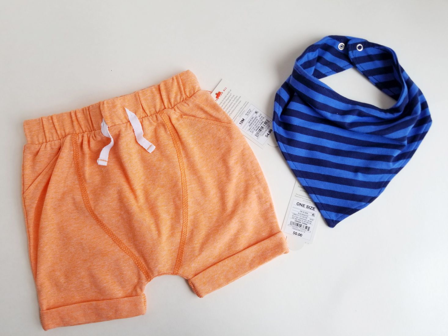 orange shorts and bibdana