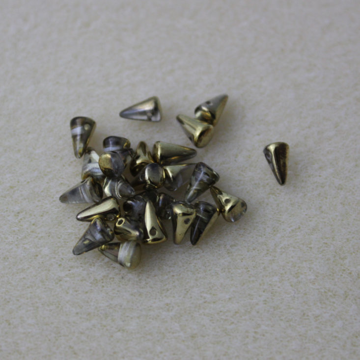 Crystal Amber Spikes, 5 x 8mm (24)