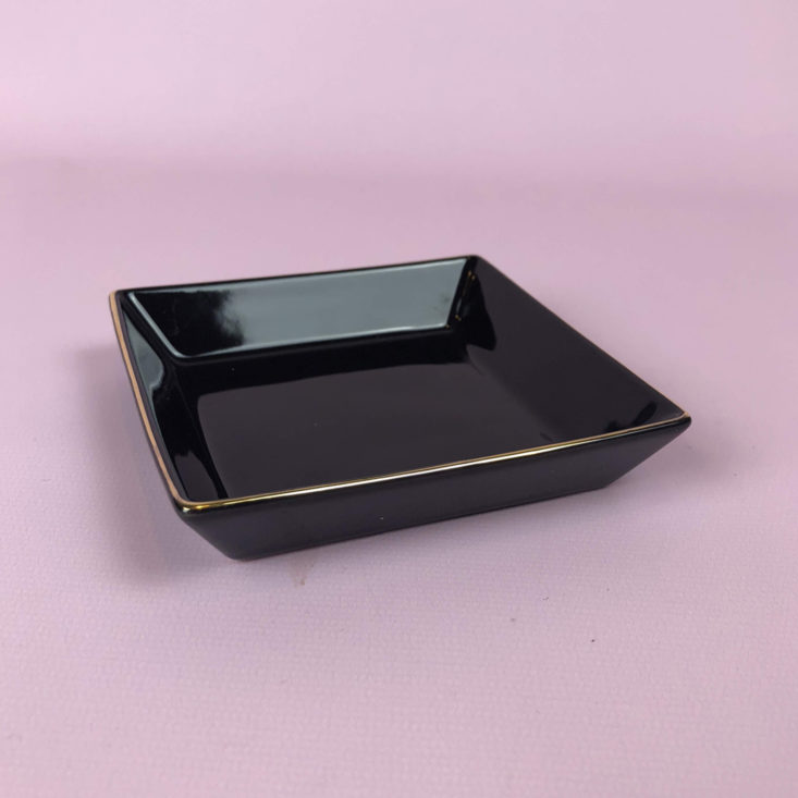 Gold-Rimmed Ring Dish in Black 