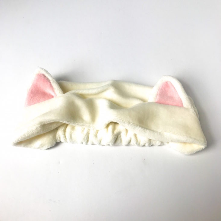 Pink Seoul Monthly Mask Box cat 2