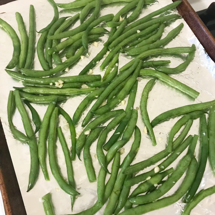 green beans on baking sheets