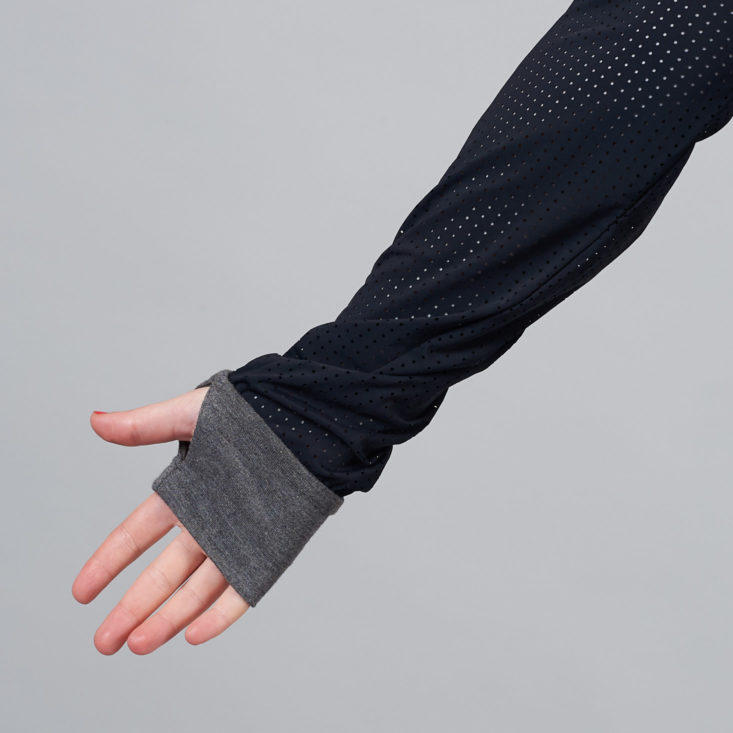 wantable fitness wrists of hoodie