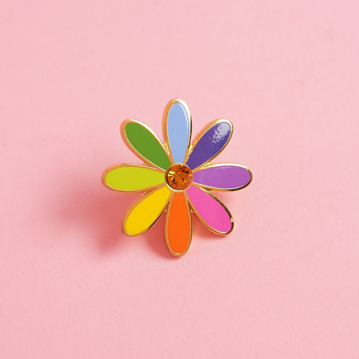 quirky crate rainbow daisy