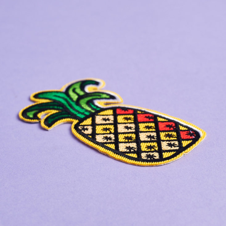quirky post pineapple patch flat