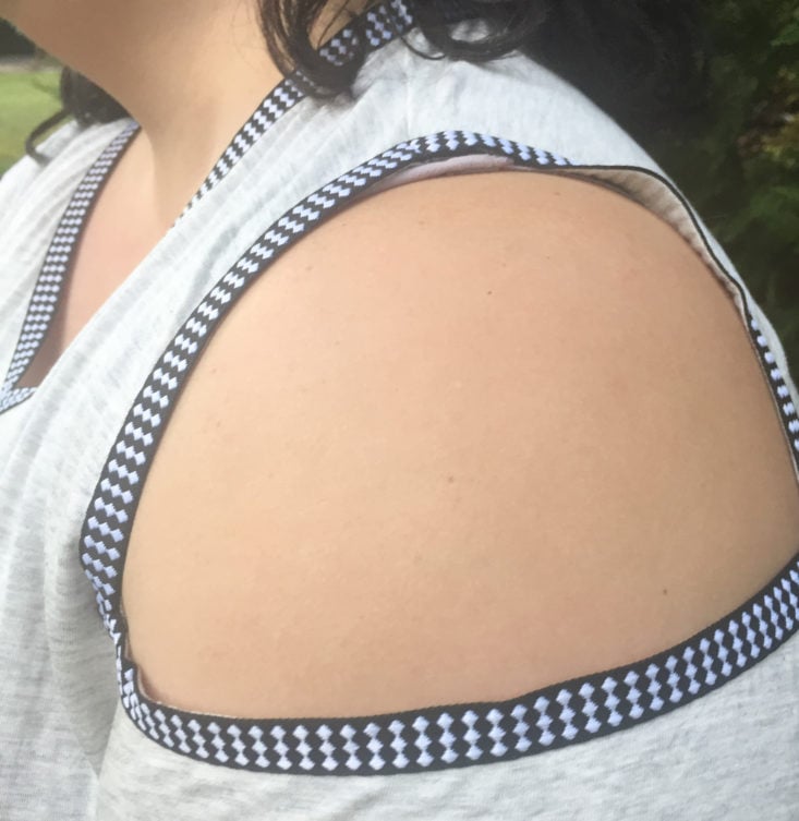 wantable style edit august 2018 shoulder 2