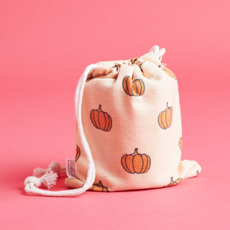 Vellabox Ignis October 2018 - Candle In Reusable Drawstring Bag