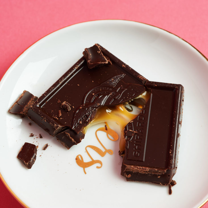 Vellabox Vivere October 2018 - Ghirardelli Squares Plated