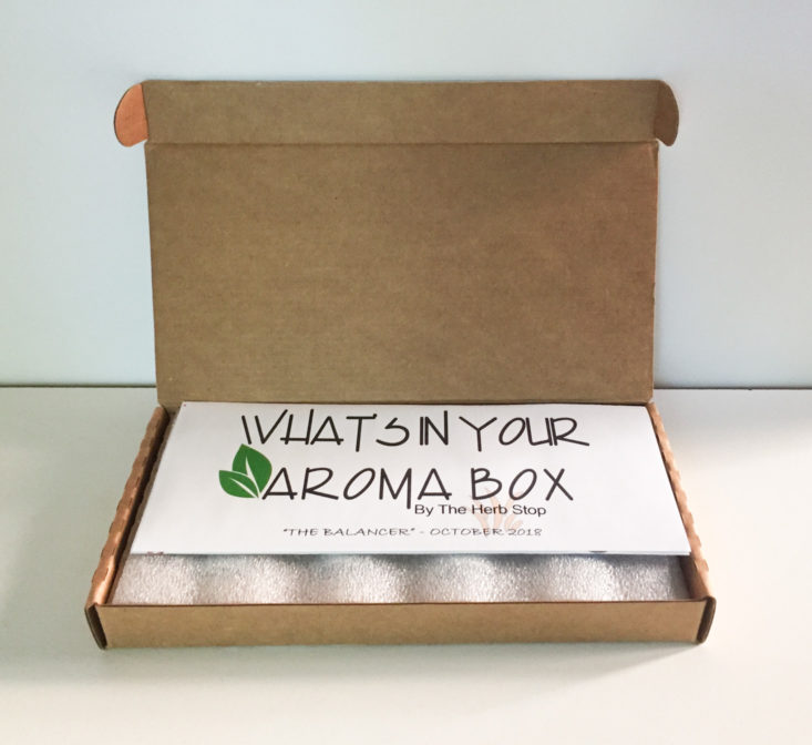 Aroma Box by Herb Stop Essential Oil Subscription Box Review October 2018 - Box Inside Top