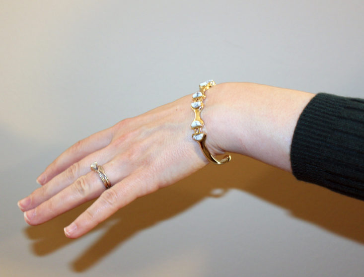 Bling Bag November 2018 - Giallo Marble Bracelet On Hand Side