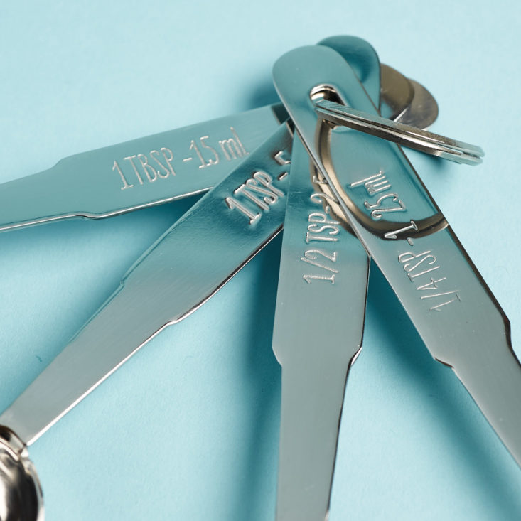 Globe In Bake metal measuring spoons