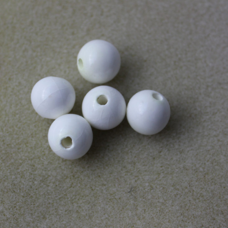 Blueberry Cove Beads December 2018 Box - White Rounds Top
