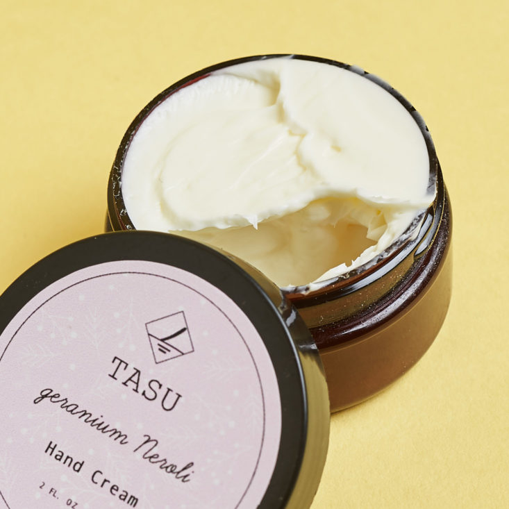 Tasu December 2018 hand cream detail