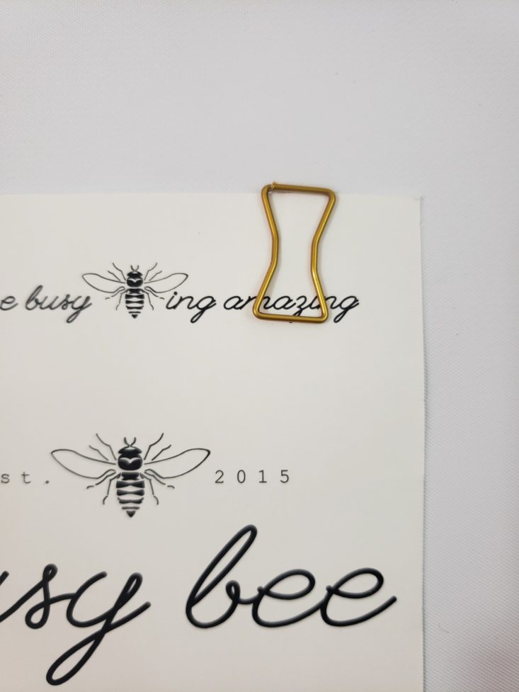 BUSY BEE STATIONERY Box January 2019 - Gold Bowtie Paper Clips 2