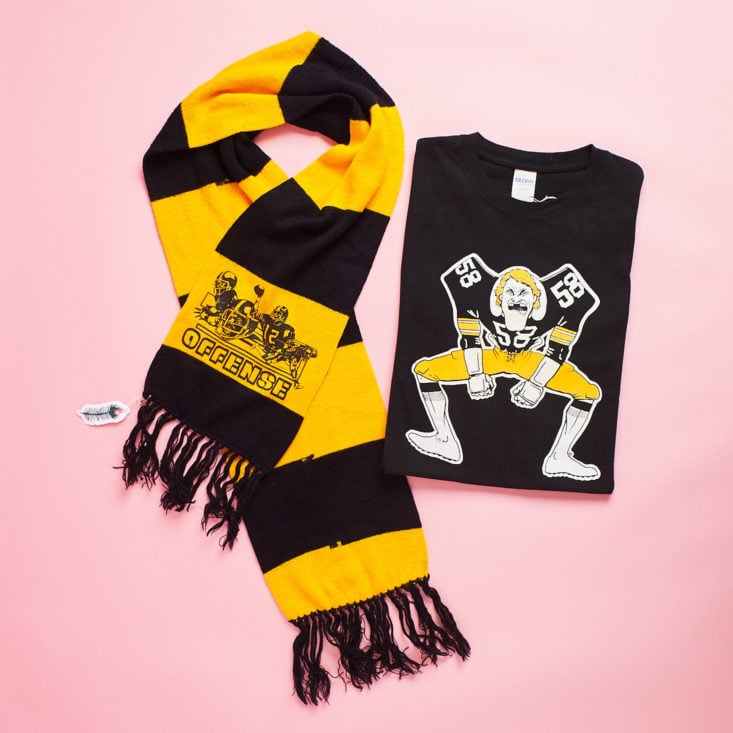 CHC Vintage scarf and steelers shirt