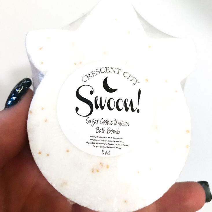 Crescent City Swoon December 2018 - Sugar Cookie Unicorn Bath Bomb Back