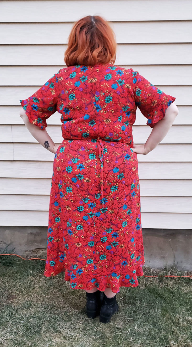 Gwynnie Bee Box Review November 2018 - Ruffle Sleeve Red True Floral Wrap Dress by London Times On Pose 5 Back