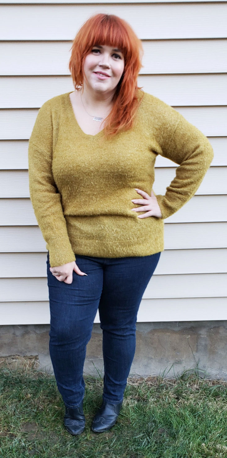 Trunk Club Plus Size Subscription Box Review November 2018 - Fuzzy V-Neck Sweater in Olive Amber by Halogen 1 Front
