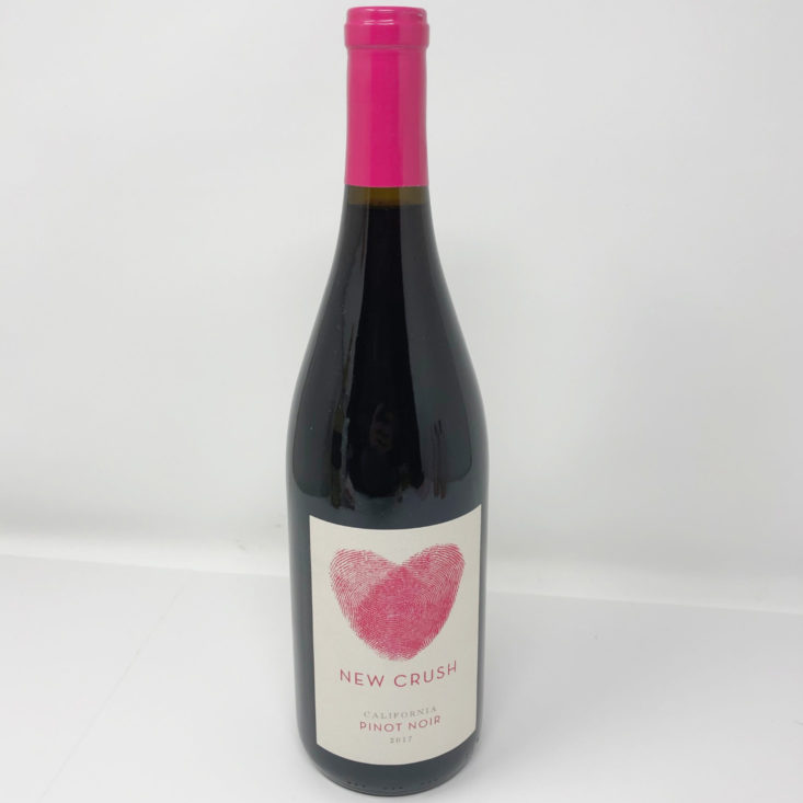 VineOh! Review Winter 2019 - Pinot Noir Bottle Front