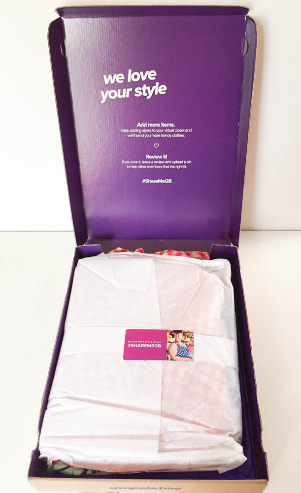 Gwynnie Bee Subscription Review February 2019 - Box Inside Top