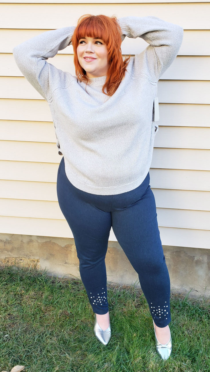 Stitch Fix Plus Size Clothing Box Review December 2018 - Darma Pearl Trim Legging Size 2x Onn Pose 1 Front