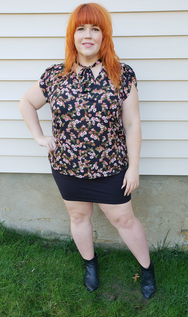 Stitch Fix Plus Size Clothing Box Review December 2018 - Tawnee Neck Tie Blouse by Papermoon Size 2x Onn Pose 2 Front