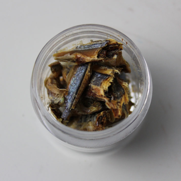Whiskerbox January 2019 - Dehydrated Small Fish Parts Open Top