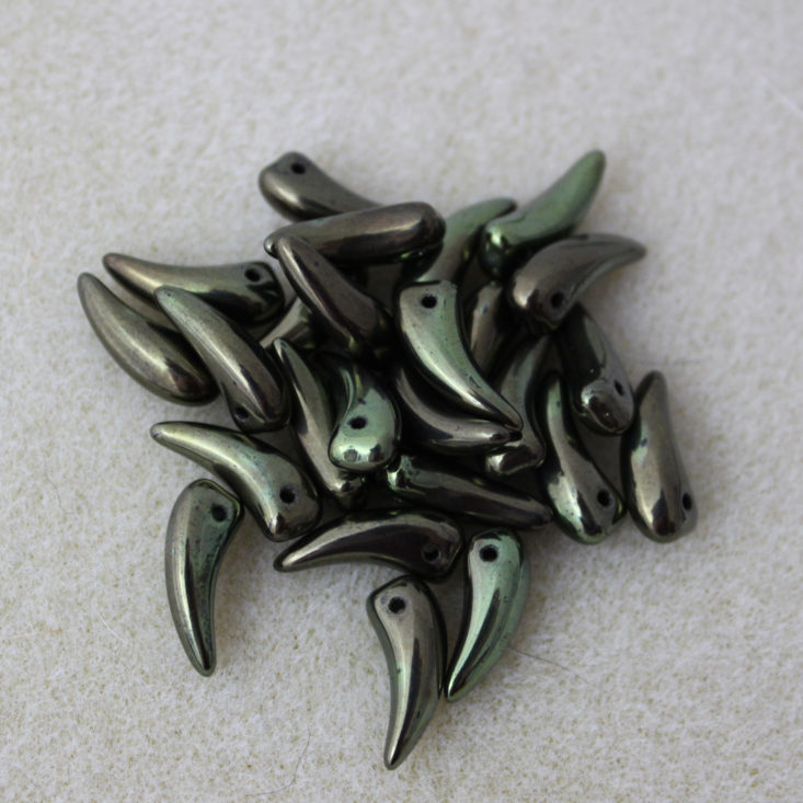 Adornable Elements Beads of the Month March 2019 - Jet Green Luster Tooth Bead (25) Open Top