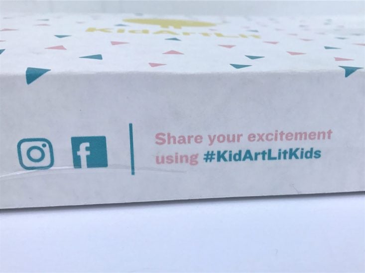 KidArtLit Deluxe Subscription Box Review March 2019 - Box Closed Side View